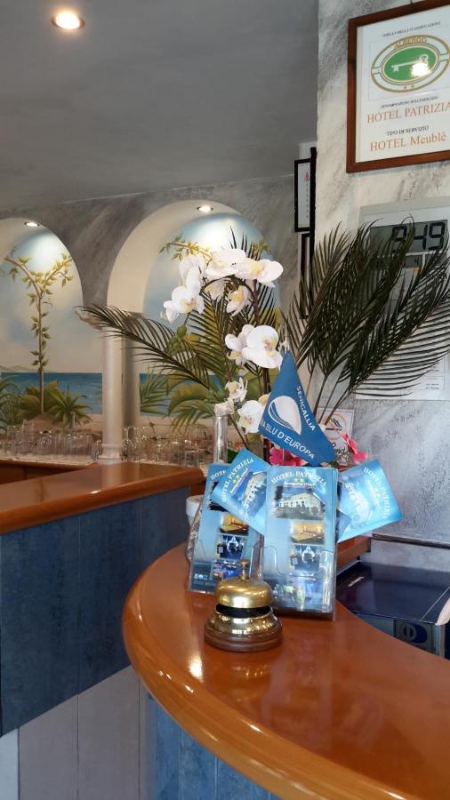 Hotel Patrizia Сенигалия Екстериор снимка