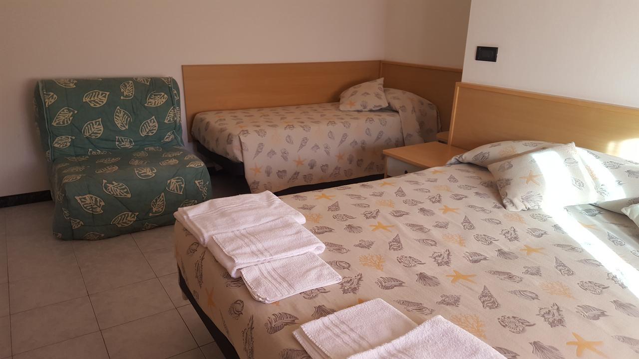 Hotel Patrizia Сенигалия Стая снимка
