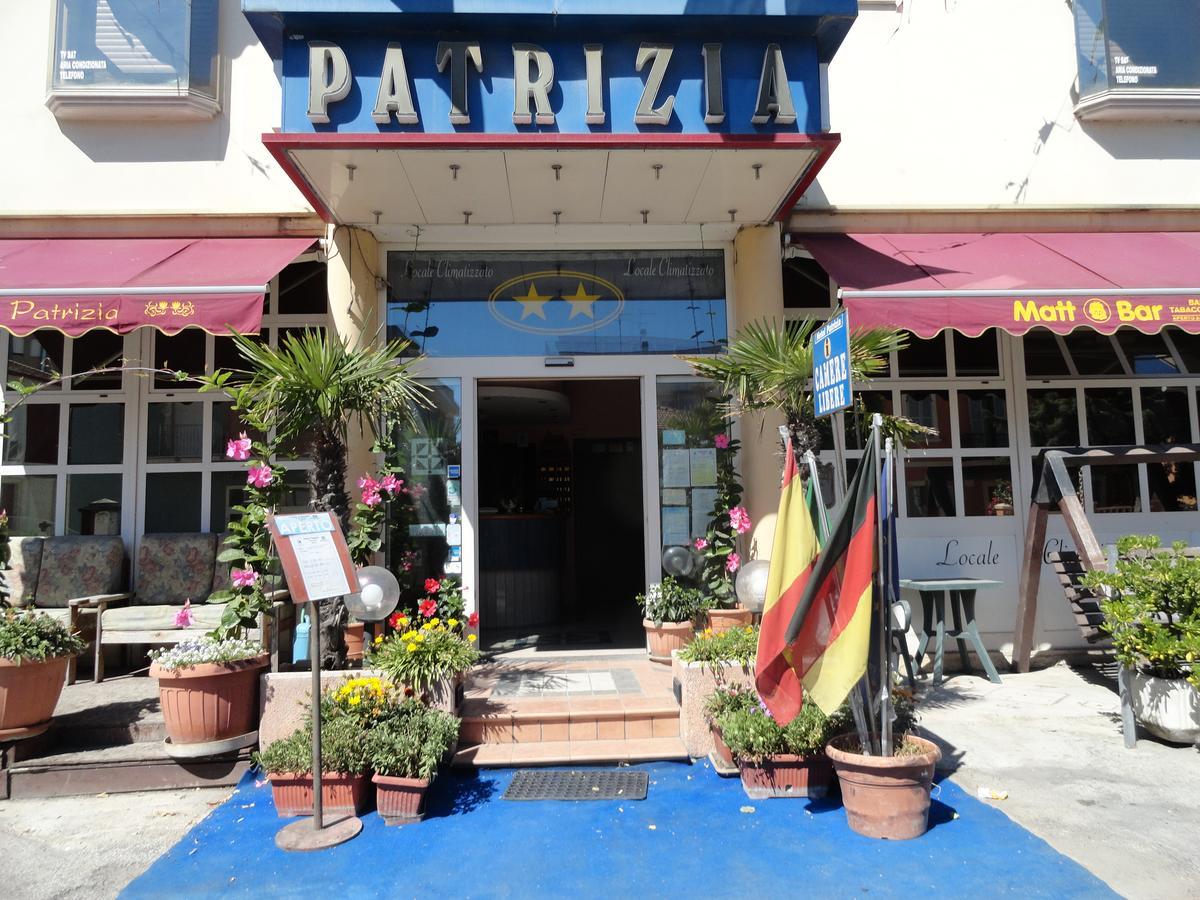 Hotel Patrizia Сенигалия Екстериор снимка