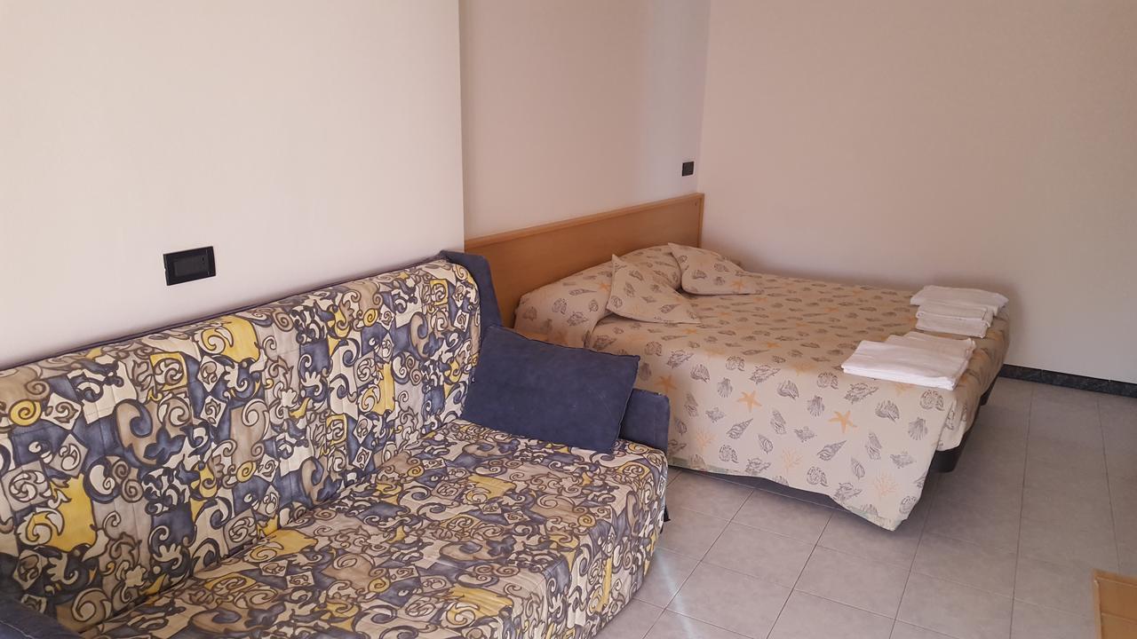 Hotel Patrizia Сенигалия Стая снимка